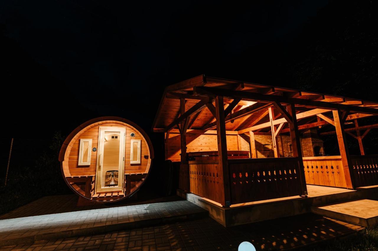 Sugopatak Kulcsoshaz Villa Izvoare  Dış mekan fotoğraf